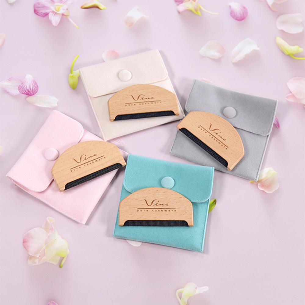 Premium wooden cashmere comb + velvet pouch set